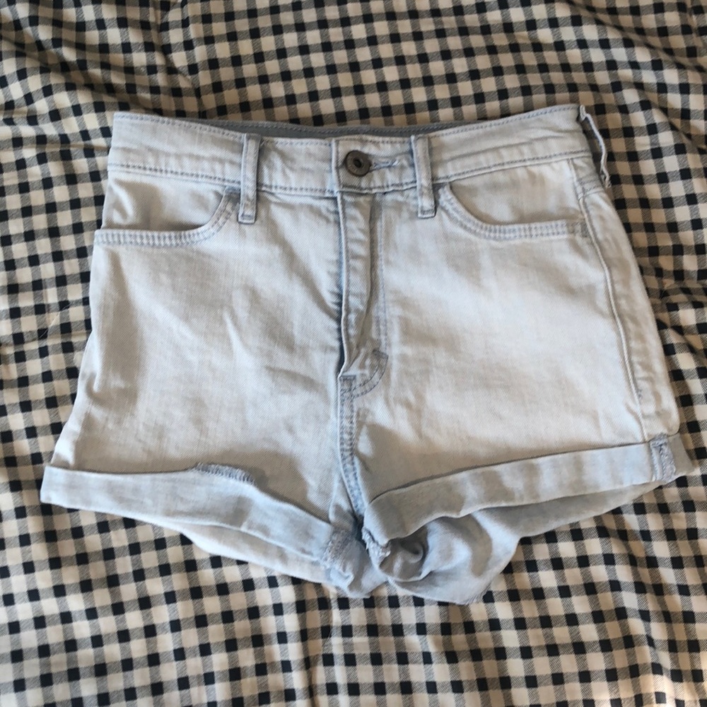 Abercrombie light blue shorts